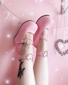 These are the cutest shoes!, so easy to walk in and comfy If you're looking for cute casual platformers these are it! c: Very good quality! Light, comfortable, not massive 🚛Fast Shipping!!🚛 arrives quickly😊 Gothic Cosplay, Mary Jane Wedges, Cozy Shoes, Girls High Heels, Mary Jane High Heels, Gothic Shoes, Basic Heels, Kawaii Shoes, Style Gothic