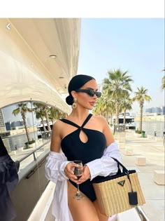 Dubai Outfits, Foto Tips, Cruise Outfits, Beach Outfits, Foto Poses