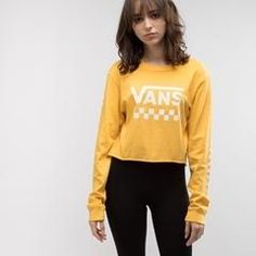 Womens Vans Fun Cropped Long Sleeve Tee Outfits Con Vans, Edgy Coat, Vans Outfits, Vans Sweatshirt, Checkered Design