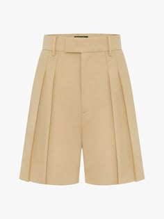 MO&Co.Women Wool-blend Pleated Culottes Features : - Culottes design - Soft textureCode : MBB2SOTT22Length of size M is 43cmBlack : Model is 178cm tall and wearing a size M MATERIALS & CARE : Material : 34.1% Wool 30.3% Viscose 29.7% Polyester 5.9% SpandexDo not bleach Do not tumble dry Professional dry cleaning, mild process Iron at low temperaturePlease select your own size in the size chart according to your figure and serve model size as a guideline. White Lilly, Black Camel, Skirt Fits, Pleated Shorts, Designer Shorts, Short Pants, Pleated Skirt, Wool Blend, Womens Skirt