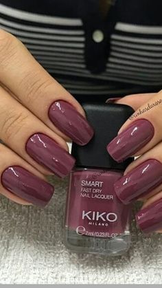 Nail Colour For Brown Skin, Burgundy Acrylic Nails, Dark Nail, Beauty Hacks Nails, Pretty Nail Colors, Natural Nail Polish, Wow Nails, Gel Nail Art Designs