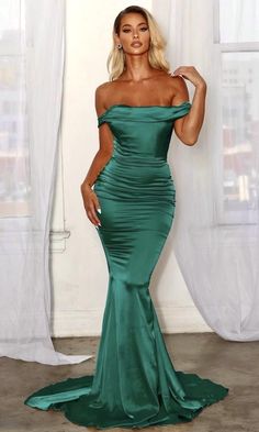 Luxury Fitted Green Corset Dress, Glamorous Fitted Floor-length Corset Dress, Emerald Green Silk Corset Dress, Green Satin Corset Dress, Elegant Green Satin Corset Dress, Corset Gown, Lace Mermaid, Glam Dresses, Bandage Dress