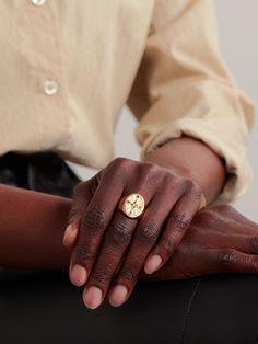 Foundrae’s designs are rooted in symbolism. Handcrafted from 18-karat gold and enamel, this aptly named ‘Internal Compass’ ring is engraved to represent the guiding principles we find within ourselves. Wear it daily as a reminder of your individual path. Compass Ring, Guiding Principles, Skincare Tools, Raffia Bag, Fine Watches, Beauty Accessories, Clothes Collection, Ski Wear, Signet Ring