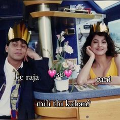 two people sitting at a table with flowers in front of them and the caption says, ke raa se rani milhi kahan?