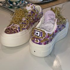 Custom Converse Cruise Designed In Royal Purple And Lilac Pearl Mix, With Gold Flatbacak Pearls And Rhinestones. Shoe Includes Gold Laces And Removable Gold Beaded Shoe Lace Clip! Can Be Customized In Color Of Choice And Sizing. Allow Three Business Days To Create! Shoe Pictured Is In Lilac Daze/Egret/White Beaded Shoes Laces, Beaded Shoe, Egret White, Beaded Shoes, Converse Star, Custom Converse, Shoes Converse, Gold Lace, Royal Purple