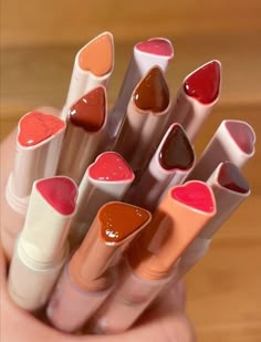 Nice To Meet Chuu Lipstick, Flortte Heart Lipstick, Girls Lip Gloss, Cute Lipstick, Alat Makeup, Lip Balm Collection, Gloss Labial