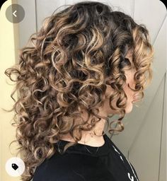 Kort Bob, Medium Length Curly Hair, Medium Curly, Hair 2018, Curly Bob Hairstyles, Short Curly Hair, Long Curly Hair