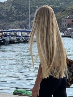 Hairstyles For All Hair Types, Light Blonde Hair, Blonde Hair Inspiration, Long Blonde, Long Blonde Hair, All Hair Types, Trendy Hairstyles