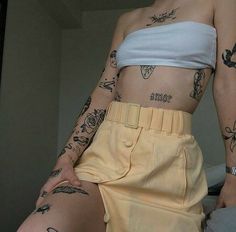 the aesthetic - ink me Grunge Tattoo, Inspiration Tattoos, Stylist Tattoos, Dainty Tattoos, Aesthetic Tattoo, Vintage Tattoo, Dope Tattoos, Little Tattoos, Simplistic Tattoos