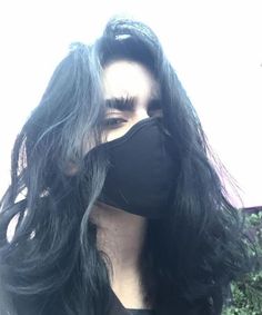 I Love Long Haired Men Pfp, Emo Guys With Long Hair, Men W Long Hair, Guy With Long Hair Aesthetic, Baji Hairstyle, Men Long Black Hair, Guy Long Black Hair, Long Hair Boy Aesthetic, Guy With Long Black Hair