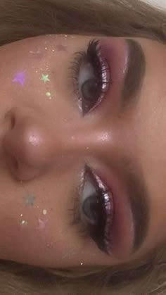 euphoria makeup eyeliner  Cosmetic Glitter Stars for use on the face - Silver Rosa Make-up, Soft Girl Makeup, Make Up Designs, Maquillage On Fleek, Make Up Videos, Makeup Course, Cute Makeup Looks