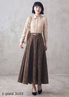 Wool Long Skirt, Long Skirt Academia, Long Plaid Skirt Outfit, Long Vintage Skirt, Vintage Skirt Outfit, Wool Skirt Outfit, Plaid Long Skirt, Long Skirt Vintage, Vintage Long Skirt