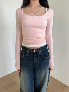 Long Sleeve Pink Top Outfit, Pink Outfits Jeans, Basic Pink Outfit, Pink Acubi Outfits, Simple Pink Outfits, Pink Longsleeves Outfit, Pink Long Sleeve Shirt Outfit, Light Pink Clothes, Light Pink Shirt Outfit