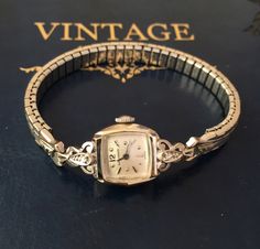 Highest quality antique/ vintage Luxury of all time  ⚜️🔱⚜️🔱⚜️🔱⚜️🔱⚜️ ** Longinees - 10k white gold diamonds  bracelets watch ⚜️Winds and sets well , timekeeping Good.  🧸Oiled & Serviced !  ⚜️10k  solid gold case and diamonds 🧸Genuine Diamonds  ⚜️Signed Movement, dial , case , buckle 🧸100% original antique  ⚜️Cosmetic condition: Top- 95%new (minty )  🧸 Dail - perfect , no marks  ⚜️ fit all size wrist-expandable band Extremely RARE! 《Collection grade》True Anquite to be collected  Case size 18mm-20mm including winding button. *ship by ParcelForce worldwide* with no extra cost 🍀Note: For the nature of vintage and antique watches over more than 50 years , we will check before shipment for 12 hours, make sure the watch is running as described , if it's not working , we will cancel the or Luxury Antique Jewelry And Watches For Women, Luxury Classic Jewelry And Watches With Manual Winding, Luxury Antique Analog Watches, Luxury Antique Business Watches, Luxury Vintage Engraved Jewelry And Watches, Adjustable Vintage Watch Accessories, Cheap Vintage Formal Watch, Luxury Vintage Watch With Date Indicator, Antique Watches Women