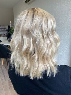 Medium Ice Blonde Hair, Light Blonde All Over Color, Nordic Blonde Hair Natural, Light Blonde Medium Length Hair, Bright Blonde Medium Length Hair, Light Neutral Blonde Hair, Medium Haircut Blonde, Blonde Hair Color Ideas Medium Length