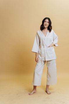 "SAKURA Kimono robe from 100% organic poplin cotton Relaxed fit jacket, Great for home, yoga, retreat, meditation, and everyday wear Fabric: 100% Organic Cotton Handmade in California Colors: Ivory, Graphite, Striped Sizes: XS/S and M/L 🌿DETAILS - relaxed fit - pockets - convenient ties - the length from shoulder to hem is 28\" - the model is 5'7\" (173 cm) and wears a size XS/S 🌿Advantages: - minimalist style kimono; - aesthetic look; - stylish wardrobe base; - comfortable straight cut; - an Kimono Aesthetic, Sakura Kimono, Zen Mode, Meditation Outfit, Linen Slip Dress, California Colors, Home Yoga, Face Lifting, Stylish Wardrobe