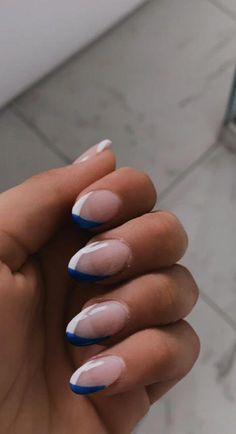 Nail Art Navy Blue, Blue Half Moon Nails, Reverse French Nails Half Moon Manicure, Half Moon Cuticle Nails, Blue Nails Simple, Nail Art Navy, Nails Half Moon, Nail Half Moon, Reverse Manicure Half Moons