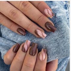 Nail 2023, Brown Nails Design, Square Nail Designs, October Nails, Short Square Nails, Fall Acrylic Nails, Fake Nails With Glue, Fall Nail Art, Short Nail Designs