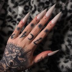 Long Acrylic Nails Pointy, Emo Stiletto Nails, Goth Hand Tattoos, Goth Stiletto Nails, Dull Aesthetic, Nails Gothic, Graffiti Nails, Werewolf Aesthetic, Black Stiletto Nails