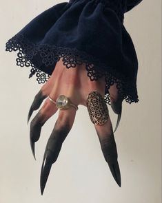 Hand Clawing Reference, Gothic Hand Jewelry, Clawed Hands Aesthetic, Clawed Hands Reference, Gothic Witch Costumes, Hands With Claws, Human Claws, Vampire Hands, Vampire Claws