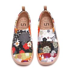 Find ideas๏ฟฝand inspiration for Women Size 5-12 NWT UIN Slip On Shoes Canvas Comfortable Loafers &Hana&, Womens Shoes Women Slip On Sneakers, Canvas Flats, Canvas Loafers, Spanish Design, Shoe Pattern, Travel Shoes, On Sneakers, Painted Shoes, Casual Shoes Women