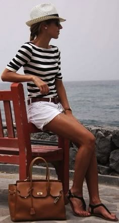 Casual Weekend Outfit, Summer Shorts Outfits, Cruise Outfits, Mode Casual, Nautical Fashion, Trend Fashion, Looks Style, Look Fashion, Beach Bag