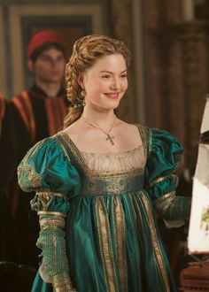 Holliday Grainger as Lucrezia Borgia Holiday Grainger, Holliday Grainger, Royalty Aesthetic, Regency Dress, History Fashion, Period Outfit