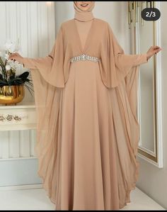 Fall Poncho, Hijab Dress Party, Spring Wedding Guest, Spring Wedding Guest Dress, Decor Curtains, Jumpsuit Elegant, Guest Dress, Hijab Dress, Abayas Fashion