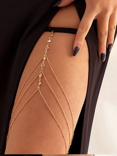 Thigh Accessories Leg Chain, Back Chain Jewelry, Chest Chain Body Jewelry, Prom Accessories Ideas, Stomach Jewelry, Outfit Details Aesthetic, Thigh Bracelet, Body Chain Jewelry Outfit, Thigh Accessories