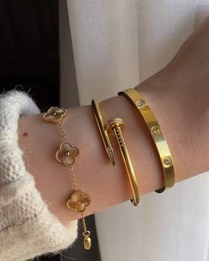 Cartier Nail Bracelet, Bracelets Cartier, Gold Bracelets Stacked, Nail Bracelet, Bracelets Design