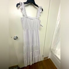 Get This Nwt White Summer Dress (Sunscreen Stains) Size Xl Ultra Flirt Dress. Get Soft Material Perfect For Summer. Worn Once Used Has Some Sunscreen Marks On The Front. Beach Season Daytime Maxi Sundress, Breezy White Sundress For Vacation, Breezy White Sundress For The Beach, Breezy White Dress For Vacation, White Beach Dress For Spring, White Beachy Dress For Day Out, Casual Beach Dress For Daytime, Casual White Cotton Beach Dress, White Maxi Sundress For Beach