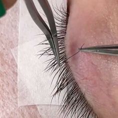 Classic Eyelash Extensions: Tips And Tricks