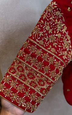 Bridal Heavy Maggam Work Blouses Latest, Pink Bridal Blouse Designs Heavy Work, Red Blouse Designs Patterns, Shawl Embroidery, Books Embroidery, Hoops Embroidery, Embroidery Books, Gift Embroidery