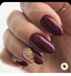 Red Nail Ideas, Maroon Nail Designs, Nail Model, Autumn Nail Designs, Unghie Nail Art, Silver Glitter Nails, Maroon Nails, Autumn Nail, November Nails