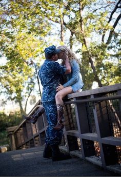 Navy Couple Photoshoot, Army Photoshoot, Military Couple Photography, Navy Couple, Military Engagement Photos, Military Couple, Military Photography, Military Couples