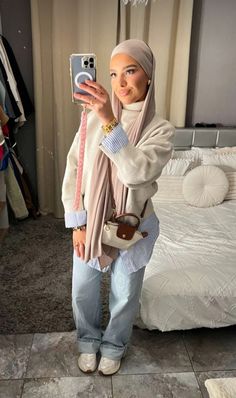 Grey Jeans Hijab Outfit, Stockholm Style Hijab, Hijabi Sweater Outfit, Otdd Outfit Style Hijab, Modesty Fashion Casual, Zara Drip Winter, Voile Outfit, Hijabi Outfits School, Outfit Voile