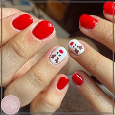 Christmas Nails Kids Simple, Christmas Nails For Little Kids, Kids Winter Nails, Toddler Christmas Nails, Kids Xmas Nails, Girls Christmas Nails Kids, Christmas Nails For Girls Kids, Kids Christmas Nails Easy, Christmas Shellac Nails Designs