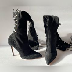 Black Lace Up Schutz Boots Schutz Boots, Shoes Black, Lace Up Boots, Black Lace, Black Shoes, Shoe Laces, Size 7, Lace Up, Women Shoes