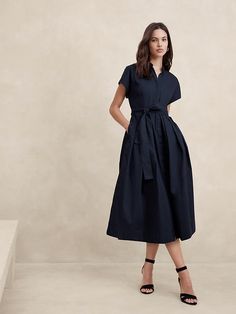 Business Casual Outfits For Women Dress, Navy Wardrobe, Casual Summer Wedding Outfit, Summer Work Dress, Summer Work Outfits Office, Summer Work Dresses, Belted Long Dress, Flare Dress Casual, Blue Chiffon Dresses