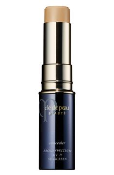 Clé de Peau Beauté Concealer Broad Spectrum SPF 25 | Nordstrom Jennifer Aniston Makeup, Jennifer Anniston Style, Best Under Eye Concealer, Jennifer Aniston Style, Natural Skin Tone, Concealer For Dark Circles, Dark Circle, Under Eye Concealer