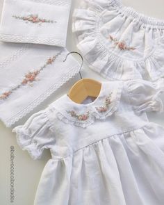 Newborn Baby Dresses, Sara Dress, Girls Smocked Dresses, Girls Smock, Sewing Doll Clothes, Baby Dress Design, Hand Embroidery Flowers, Baby Frocks Designs