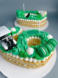 Number cake milestone birthday golfing retirement 
More number cakes on the website Golf Cookie Cake, Number Cake For Men, Golf Course Cake, 35th Birthday Cakes, Number One Cake, Golf Cookies, Letter Cakes