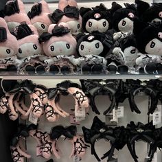 Emo My Melody, Dark My Melody, Snow Animals, Sanrio Store, Diy Presents, Build A Bear, J Fashion, Sanrio Characters