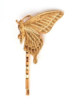 An elegant hair pin adorned with a butterfly perfect for a fluttering afternoon of love. Romantic hairpiece to go with a floral blouse or T-shirt and jeans this piece works with everything. A practical accessory that conveys effortless flair. Complement your look with this versatile hairpin that will add a touch of elegance to any outfit. 24k gold plated brass. last one! Jewelled Headpiece, Bridal Jewels, Elegant Hair, Love Romantic, Butterfly Pin, Bobby Pin, Jewelry Repair, T Shirt And Jeans, Elegant Hairstyles