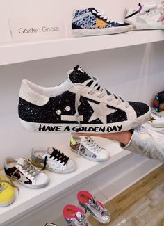 Golden Goose Sneakers Outfit, Gov Ball, Preppy Shoes, Hype Shoes, Shoe Inspo, Golden Goose Shoes, Aesthetic Shoes, Swag Shoes