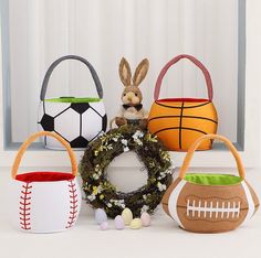 Sunshine Sunshine Sports Basket - Little Miss Muffin Children & Home Soccer Easter Basket, Sports Easter Basket, Snack Halloween, Halloween Football, Egg Hunt Party, Football Basket, Egg Party, Easter Buckets, Halloween Party Gifts