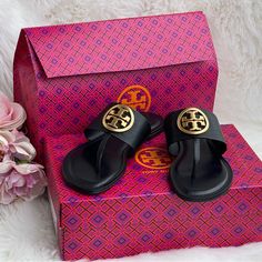 Color: Black New In Box Material: Calf Leather Hardware: Rolled Brass Thong Sandal Slip On Rubber Sole Retail: $289.00 Leather Slippers For Men, Cute Shoes Heels, Leather Hardware, Girly Shoes, Leather Slippers, Women Sandals, Pretty Shoes, Tory Burch Shoes, Thong Sandals