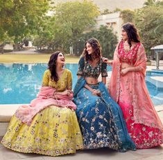 Pink Lehenga choli For Women Indian Bollywood Lehengas choli,Wedding Lehanga,Bridal Lengha choli,Blue ,Yellow Work Party Wear Ghagra Choli Heavy Work Dupatta, Lehanga Bridal, Trio Poses, Gown Style Dress, Saree Bridesmaid, Pink Lehenga Choli, Thread Work Blouse, Saree South Indian