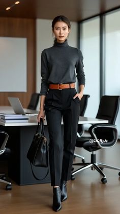 How To Dress For An Office Job, Winter Work Office Outfits, Women’s Fashion Winter Work, Classic Business Casual Outfits, Conservative Business Casual, Texas Business Casual, Elevated Business Casual Women, Best Work Outfits For Women, 2025 Business Casual