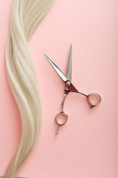 Pink Hairdressing Aesthetic, Salon Stock Photos, Hair Salon Photos, Hair Tools Aesthetic, Hairdresser Aesthetic, Hair Salon Aesthetic, New Hair Stylist, Hairdresser Tools, Pink Color Background